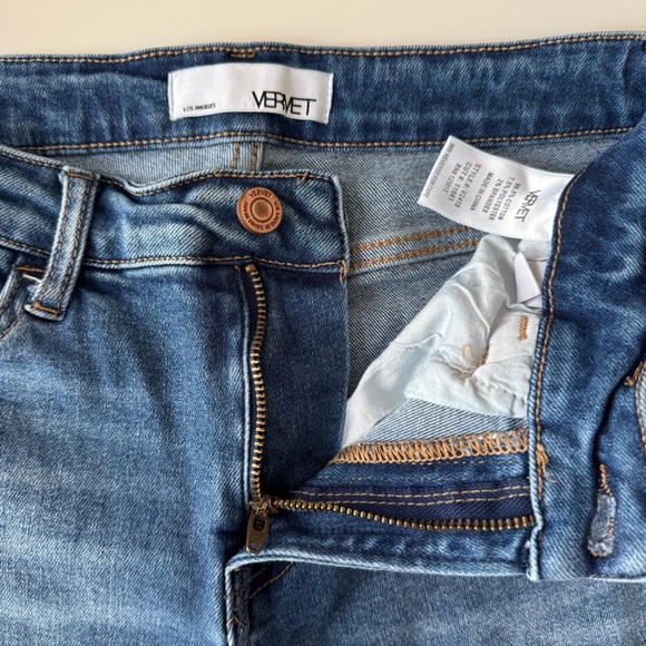 Vervet Mid Rise Carlene Straight Raw Hem Women’s size 28 - Picture 8 of 13